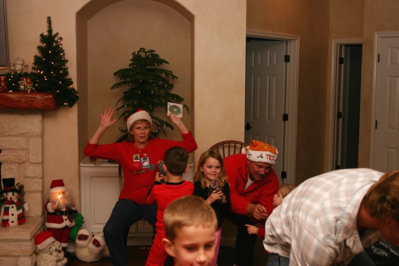 Hildebrand Christmas ScreenSaver/800x600_2006-12-24 Christmas Eve 122.jpg